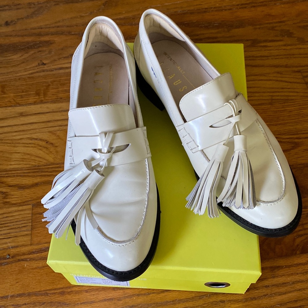 Intentionally Blank x LACAUSA neighbor loafer